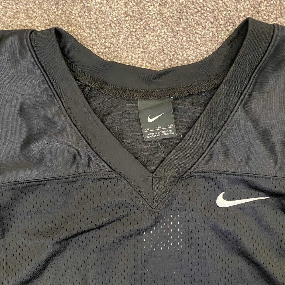 Nike Football Practice Jersey Black 908739 - 010 Boy’s Size XXL - 2XL - NWT $50 - Picture 4 of 14